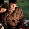 "Pousando no Amor": Um acidente de parapente leva uma herdeira sul-coreana à Coreia do Norte. Lá, ela acaba conhecendo um oficial do exército, que vai ajudá-la a se esconder.