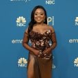 Emmy 2022:  Quinta Brunson arrasa vestindo  Dolce &amp; Gabbana no tapete vermelho do evento  
