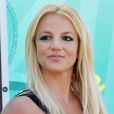 Britney Spears fala sobre suas inseguranças criadas pela sua família e a mídia no seu posicionamento a respeito da polêmica envolvendo body shaming com Christina Aguilera