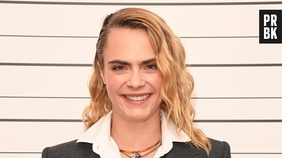 Cara Delevingne agreceu ao apoio dos fãs após uma crise