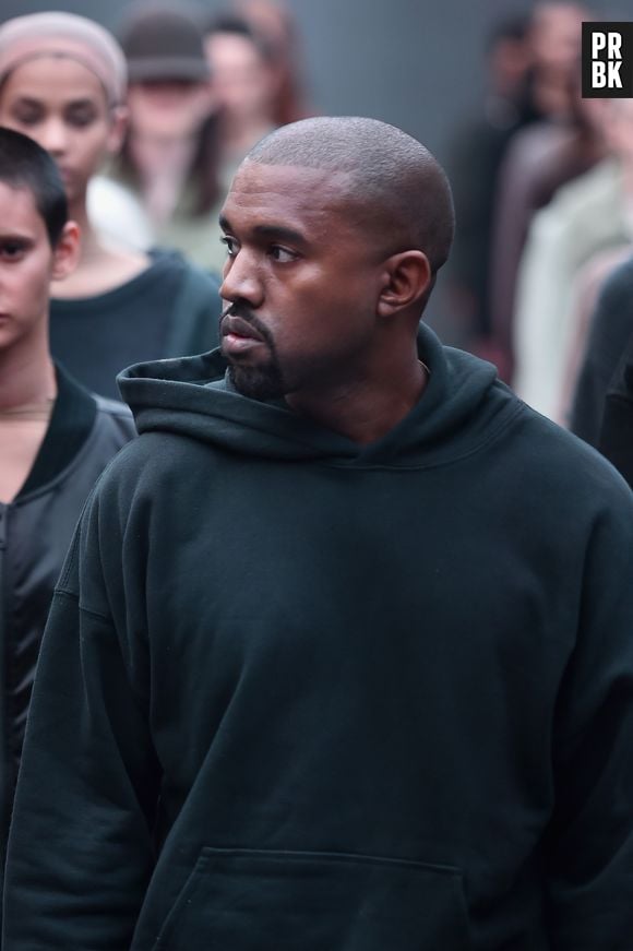 Kanye West ataca jornalista Gabriella Karefa-Johnson e critica seu look após ela problematizar sua camiseta "Vidas Brancas Importam"