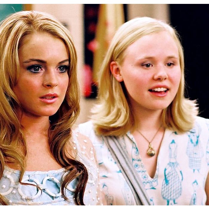  Lindsay Lohan lançou &quot;Confissões de Uma Adolescente em Crise&quot; em 2004 