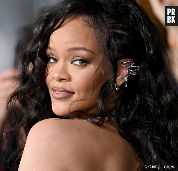 Rihanna causa polêmica por convidar Johnny Depp para Savage X Fenty. Veja reações!