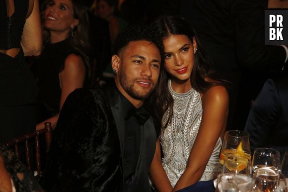 Neymar e Bruna Marquezine fizeram tatuagem juntos