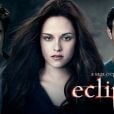 Bella (Kristen Stewart) e seus amigos se formam no ensino médio em "Eclipse"