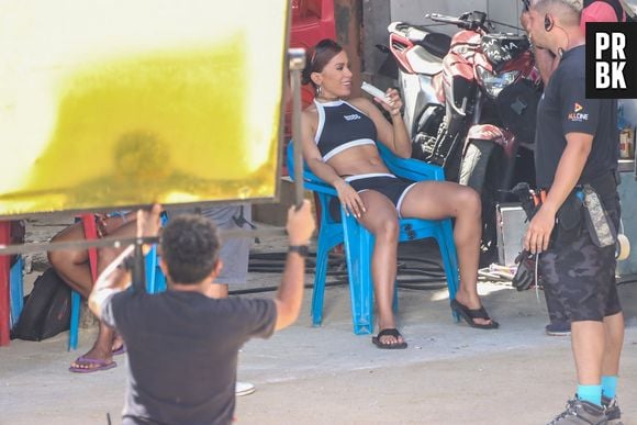 Novo clipe de Anitta promete ter danças, funk e cenas de sexo