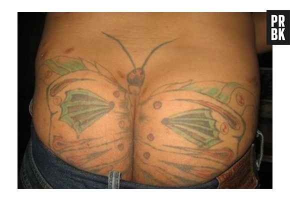 Algumas tatuagens parece que foram feitas especialmente pra virar belfie, só faltava ser bonita