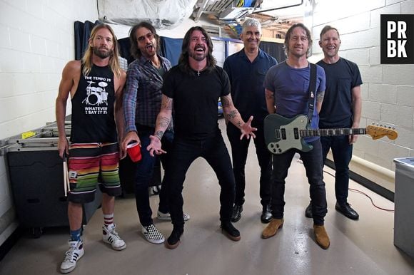 Em 2022, o Lollapalooza anunciou o cancelamento do Foo Fighters por conta da morte do baterista, Taylor Hawkins, aos 50 anos