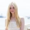 Elle Fanning falou em mesa redonda com outras atrizes sobre sexualização em Hollywood