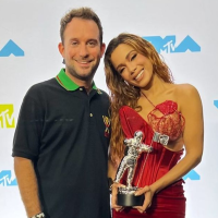 Anitta rompe com Brandon Silverstein! Empresário não atua mais na carreira internacional da cantora