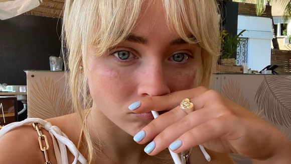 Dia do esmalte: 7 tendências de nail art do TikTok que vão enlouquecer a sua mente!