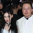 Grimes confronta Elon Musk sobre transfobia e atitudes controversas: "Ele está descontente"