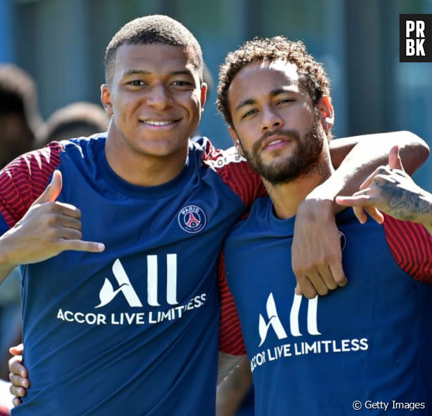 Mbappé revela que 'não é fácil' jogar com Neymar: 'Ele é muito