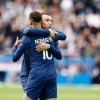 Briga de Neymar e Mbappé ficou mais intensa no ano passado