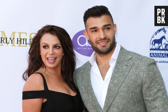 Britney Spears teria atacado Sam Asghari durante a noite