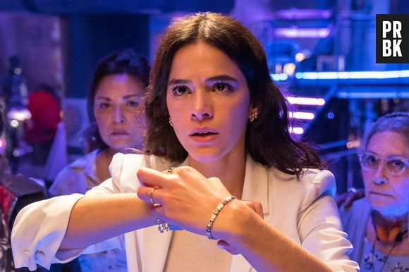 "Besouro Azul", com Bruna Marquezine, ultrapassou "Barbie" foi a maior bilheteria do final de semana