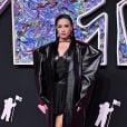 Demi Lovato usou look all black todo de couro no VMA 2023