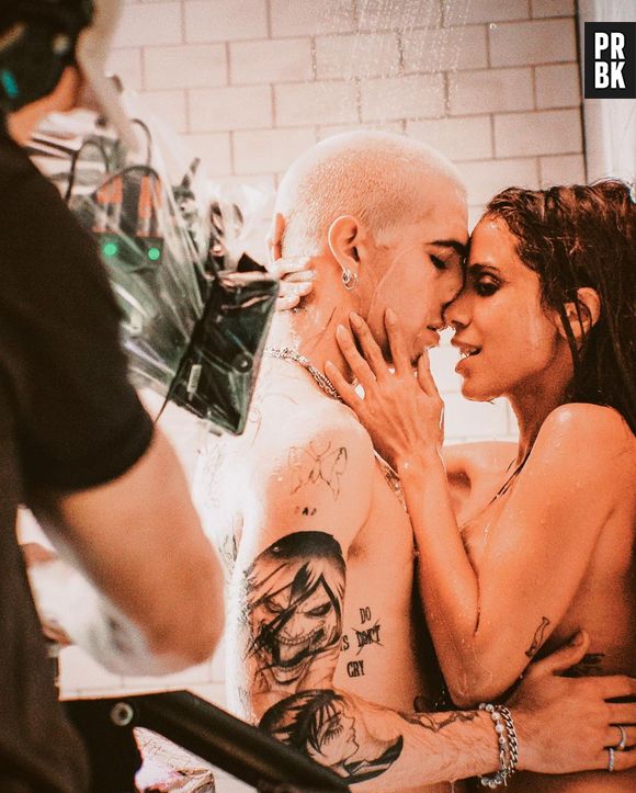 Anitta e Damiano David protagonizam clipe de "Mil Veces"