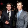 Será que Liam Hemsworth, irmão de Chris Hemsworth, vai ser um tio babão?!