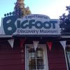 O Bigfoot Museum possui estátua do Pé Grande e conta mais sobre a lenda da criatura mitológica, localizado nos Estados Unidos