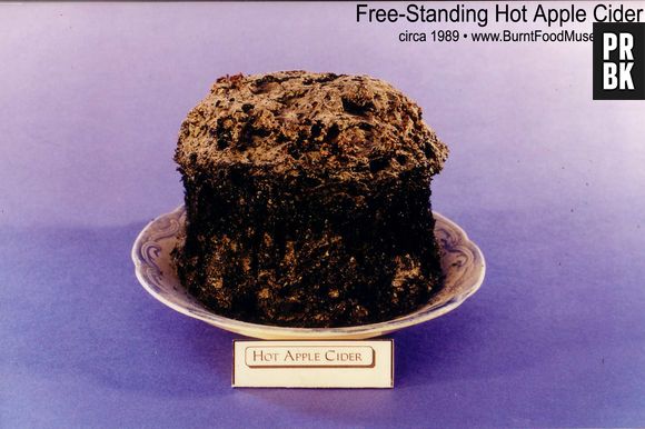 Veja comidas queimadas de todos os tipo no Burnt Food Museum, nos Estados Unidos