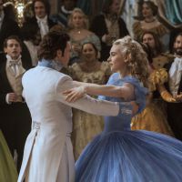 Lily James e Richard Madden, astros de "Cinderela", rasgam elogios ao filme da Disney!