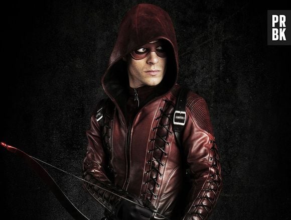 Colton Haynes, o Roy, deixou o elenco regular de "Arrow"