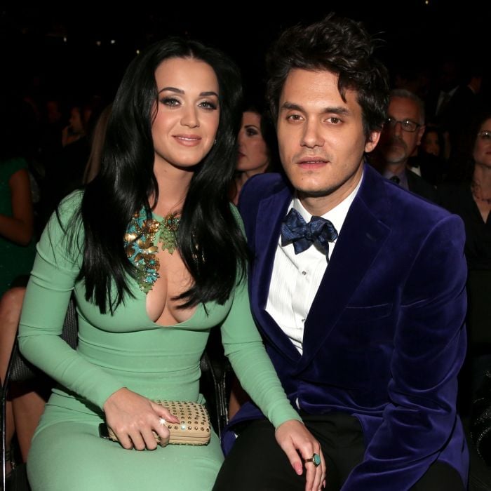  John Mayer e Katy Perry tiveram um romance conturbado. Depois de v&amp;aacute;rios come&amp;ccedil;os e fins, devido a uma agenda muito lotada, resolveram acabar de vez! 