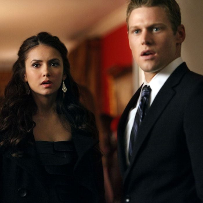 Em &quot;The Vampire Diaries&quot;, Elena (Nina Dobrev) pode terminar a história ao lado de Matt (Zach Roerig)