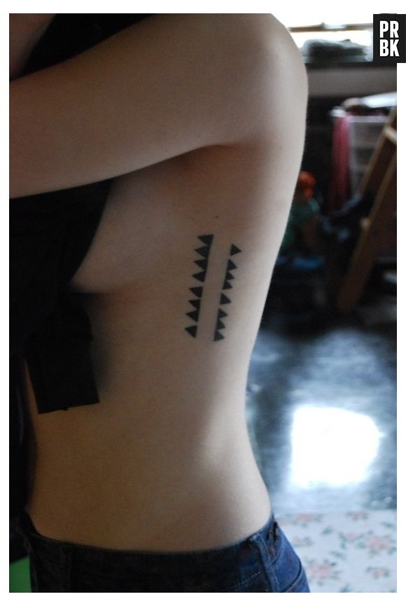 Pegue um desses exemplos de tatuagem geométrica e corra pro seu estúdio de confiança!