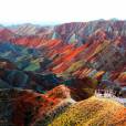  Zhangye Danxia Landform In Gansu, China: uma mistura de cores que chocam qualquer turista que visita a regi&atilde;o&nbsp; 