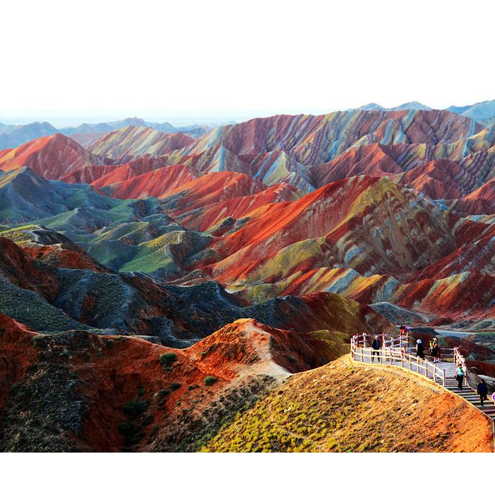  Zhangye Danxia Landform In Gansu, China: uma mistura de cores que chocam qualquer turista que visita a regi&amp;atilde;o&amp;nbsp; 