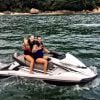 Gusttavo Lima e Andressa Suita curtem férias no Guarujá, litoral de São Paulo