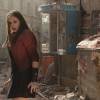A Feiticeira Escarlate (Elizabeth Olsen), mais nova integrante do time dos Vingadores, também não deixa nada a desejar!