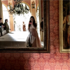 Alinne Moraes, a Lívia de "Além do Tempo", usa seu Instagram para divulgar sua personagem na novela