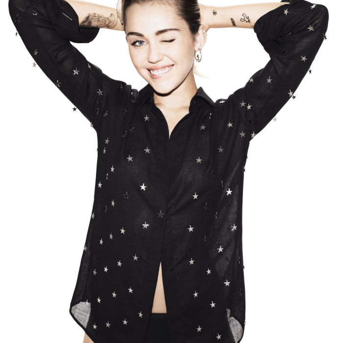 Miley Cyrus vai ser homenageada no &quot;LGBT Vanguard Awards&quot; deste sábado (7)