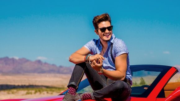 Luan Santana, Justin Bieber, Anitta, RBD e os recordes de público dos artistas em seus shows!