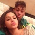 Bruna Marquezine está descansando a imagem e foi visitar o namorado Neymar em Barcelona
