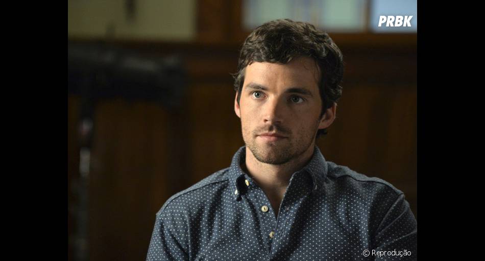 Ezra (Ian Harding), de Pretty Little Liars, vai ser pra lá de bem ...