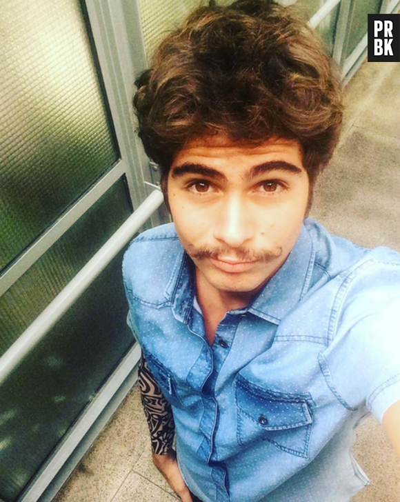 Antes de participar do "Encontro com Fátima Bernardes", Rafael Vitti posou para selfie no Instagram