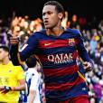 Craque nos campos de futebol, Neymar Jr foi um dos nomes escolhidos pelo site de negócios  "Bussines Insider" como um dos mais poderosos do milênio 