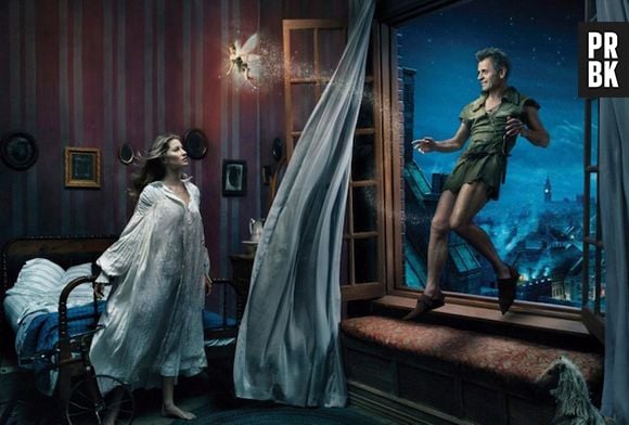 Mikhail Baryshnikov, Gisele Bündchen e Tina Fey interpretando os personagens de Peter Pan