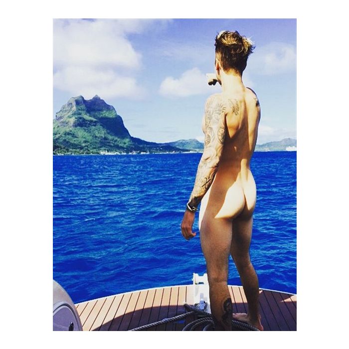 Justin Bieber já aparece pelado em uma outra foto no Instagram
