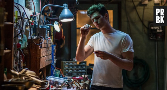 Andrew Garfield é o herói aracnídeo em "O Espetacular Homem-Aranha 2"