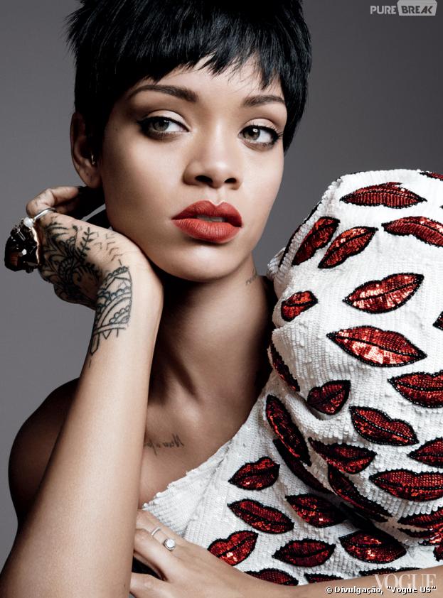Rihanna é a capa de março da versão norte-americana da revista "Vogue"