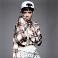 A musa de Barbados, Rihanna, não poupou nas caras e bocas no ensaio fotográfico para a "Vogue"