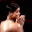 Rihanna deslumbrante no American Music Awards 2013