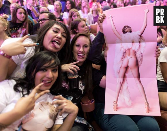 Para os pais, Miley Cyrus não está dando bons exemplos com a "Bangerz Tour"