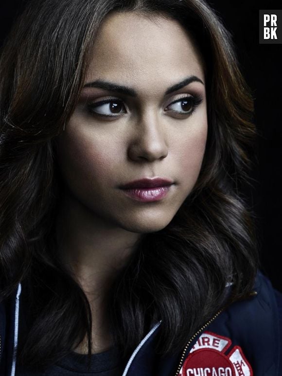 Em "Chicago Fire", Dawson (Monica Raymund) é a mocinha da série dos bombeiros!