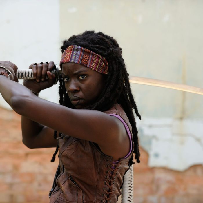 Michonne (Danai Gurira) não tem medo de nada em &quot;The Walking Dead&quot;